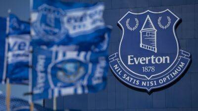 Everton fans call on club to turn back on gambling deal - rte.ie