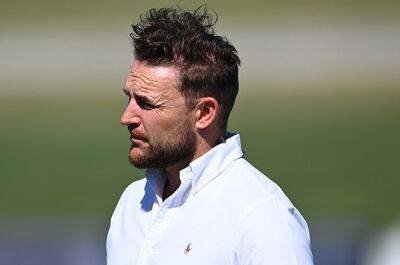 McCullum says aggressive England have set 'alarm bells' ringing