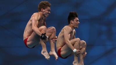 New Canadian diving duo Nathan Zsombor-Murray, Rylan Wiens earn world bronze - cbc.ca - Ukraine - Canada - Hungary