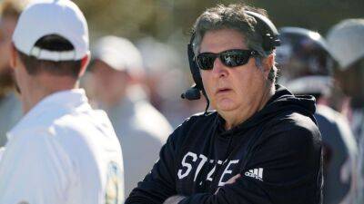 Source - Mississippi State gives football coach Mike Leach extension and raise
