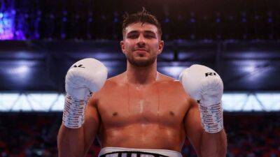 Boxing-Tommy Fury says he was denied entry into US for press conference