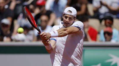 John Isner - Caroline Garcia - Record-chasing Isner bids to serve up Murray upset - channelnewsasia.com - Usa - Australia - India