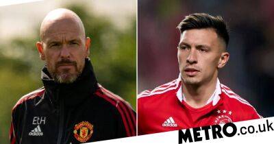 Mikel Arteta - Lisandro Martínez - Manchester United react to Arsenal’s Lisandro Martinez move by submitting rival offer - metro.co.uk - Manchester - Netherlands - Brazil - Argentina -  Amsterdam