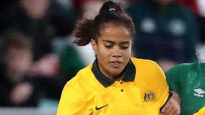 Manchester City sign teenage Australia striker Mary Fowler on four-year contract