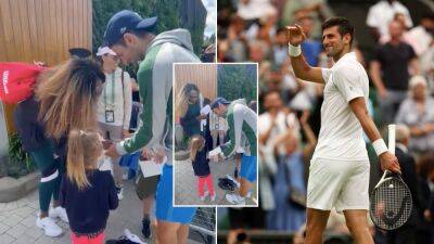 Andy Murray - Serena Williams - Novak Djokovic - Jamie Murray - Venus Williams - Wimbledon: Novak Djokovic's kids get autographs from Venus Williams - givemesport.com - Serbia - Usa -  Murray - county Williams