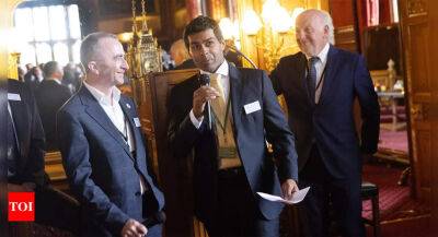 Stefano Domenicali - James Allison - Former F1 driver Karun Chandhok hosts session on sustainable motorsport in UK parliament - timesofindia.indiatimes.com - Britain - India
