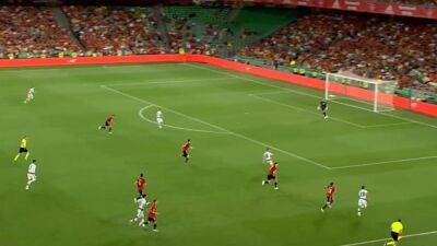 Luis Enrique debe estar echando fuego: el gol de Portugal que no se entiende