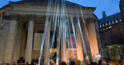 Patriotic crowds turn out to St Peter's Square as beacon beams lasers into sky to mark Queen's Jubilee