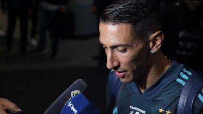 Las dos caras de Ángel di María: Olvidado en París, héroe en Argentina - AS Argentina