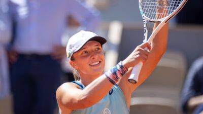 Iga Swiatek will find it 'so tough' to beat Coco Gauff in the French Open final, believes Alex Corretja