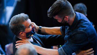 Joan Laporta - El Barcelona - Alerta roja en la tesorería - en.as.com