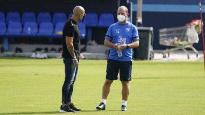 José Alberto reaparece y defiende el diseño de la plantilla - en.as.com