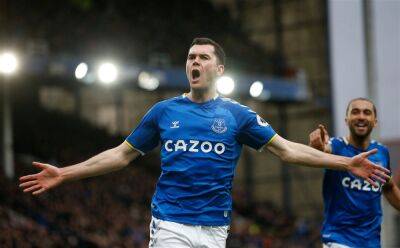 Everton: Michael Keane 'quite close' to 194-game target at Goodison Park