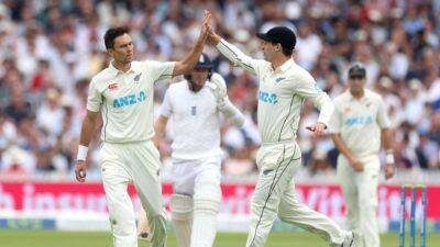 England bowled out for 141 by New Zealand in their first innings