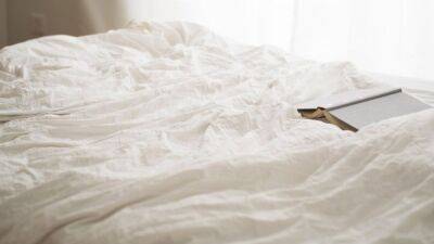 El motivo por el que no deberías hacer la cama al despertarte por las mañanas