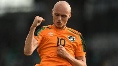 Will Smallbone - Ross Tierney - Brian Maher - International - Clinical Ireland U21s keep their Euros dream alive - rte.ie - Sweden - Italy - Ireland - Montenegro - Bosnia And Hzegovina - county Green -  Derry