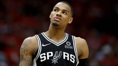 Clint Capela - John Bazemore - Hawks to acquire Dejounte Murray in trade with Spurs ahead of NBA free agency opening: Reports - foxnews.com -  San Antonio - county Murray -  Atlanta -  New Orleans - state Delaware - county Young