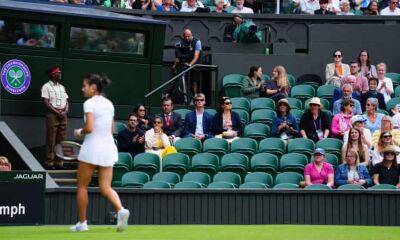 Emma Raducanu - Andy Murray - Caroline Garcia - Wimbledon fans frustrated by empty seats at Centre Court - theguardian.com - France