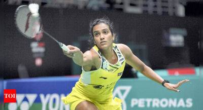 Malaysia Open: PV Sindhu, HS Prannoy advance to quarterfinals - timesofindia.indiatimes.com - China - Indonesia - India - Thailand - Malaysia