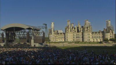 Sting performs royally at France's Château de Chambord - france24.com - France