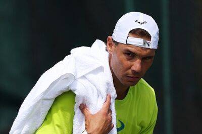 Nadal 'not perfect' but overcomes lapse to reach Wimbledon last 32