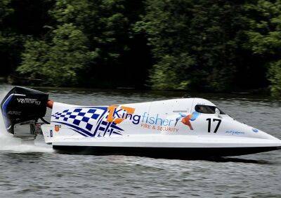 Maidstone's Ben Jelf returns to competitive powerboat racing with victory in F2 Lancashire Grand Prix