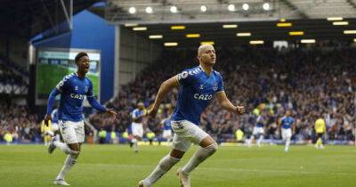 Exit bound: Journalist now expects 'talent' to depart after 'discussions with the Everton board' - msn.com - Brazil