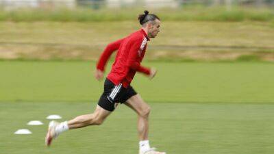 Talisman Bale ready for Wales’ World Cup bid