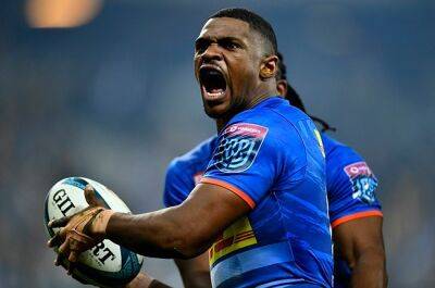 Stormers stars shine in front of electric Cape Town crowd to book URC semi-final spot