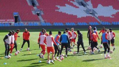 Canada men's soccer training session scrapped amid compensation talks - cbc.ca - Canada - Panama