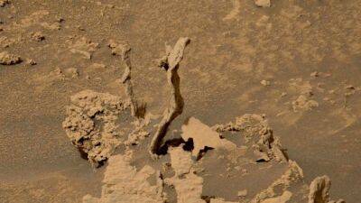 Hallan extraños 'picos' en Marte