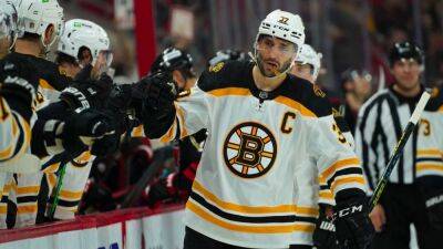 Boston Bruins' Patrice Bergeron wins Selke Trophy for record 5th time