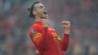 Gareth Bale focuses on 'dream' World Cup amid club uncertainty
