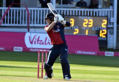 Kent Spitfires (127-9) lost to Surrey (159-6) by 32 runs at Canterbury in T20 Blast