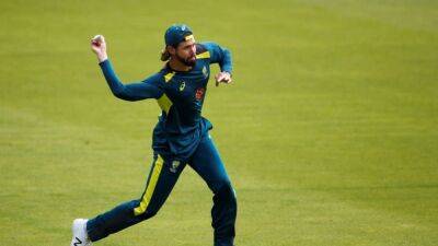 Australia sticks with quicks for Sri Lanka T20 opener