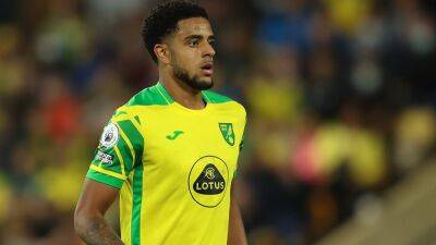 Omobamidele signs new Norwich City contract