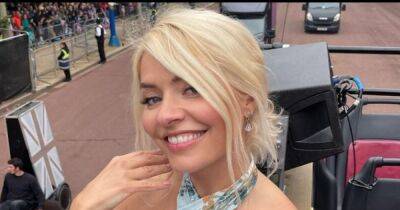 Holly Willoughby looks beautiful as she shares photos from Jubilee Pageant