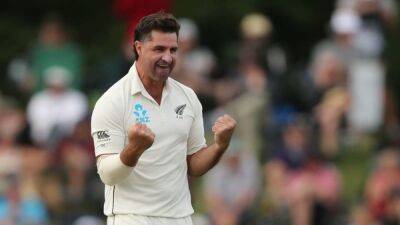 New Zealand's De Grandhomme out of England tests with heel injury