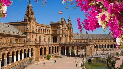 UPDATED Spain entry rules: All travel restrictions scrapped for tourists in the EU