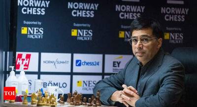 Norway chess: Viswanathan Anand, Anish Giri share honours in round six; Magnus Carlsen moves into lead