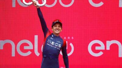 Richard Carapaz - Carapaz renuncia al Tour para intentar ganar La Vuelta - en.as.com - Colombia - Ecuador