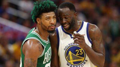 Stephen Curry - Jaylen Brown - Chase Center - NBA Finals 2022 - Draymond Green roars back, sets tone for Golden State Warriors' Game 2 win - espn.com -  Boston - San Francisco - county Green