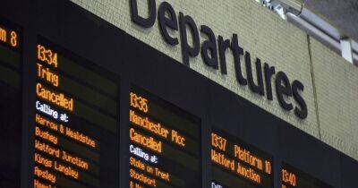 Thousands of rail workers to stage walk out this month causing 'significant disruption' - manchestereveningnews.co.uk