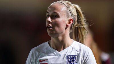 Beth Mead says England squad are loving life under Sarina Wiegman