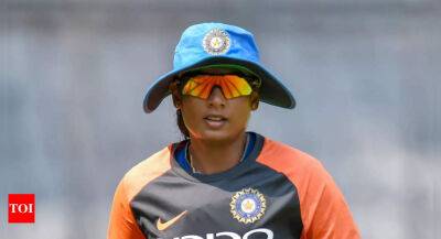 Cricket fraternity hails Mithali Raj for being an 'inspiration' - timesofindia.indiatimes.com - India