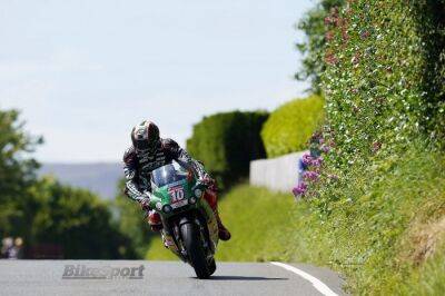 TT 2022: Hickman makes it three with Supertwin win
