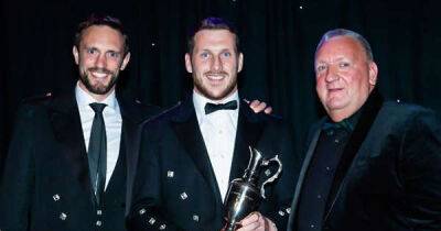 Mark Bennett picks up top prize at Edinburgh end-of-season awards