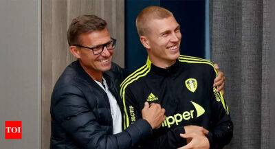 Brenden Aaronson - Luke Ayling - Jesse Marsch - Rasmus Kristensen - Leeds land Denmark defender Kristensen from Salzburg - timesofindia.indiatimes.com - Denmark - Usa - Austria