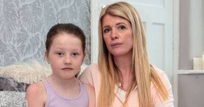 'They weren't bothered at all': Mum's fear as diabetic girl, nine, stuck waiting HOURS for food on delayed Ryanair flight - manchestereveningnews.co.uk - Manchester - county Jennings