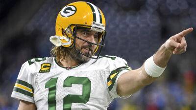 Aaron Rodgers will 'definitely' retire with Packers, unsure of timeline